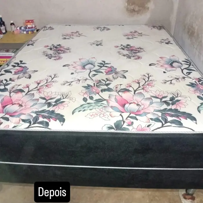 Colchão de casal florido depois da higienização